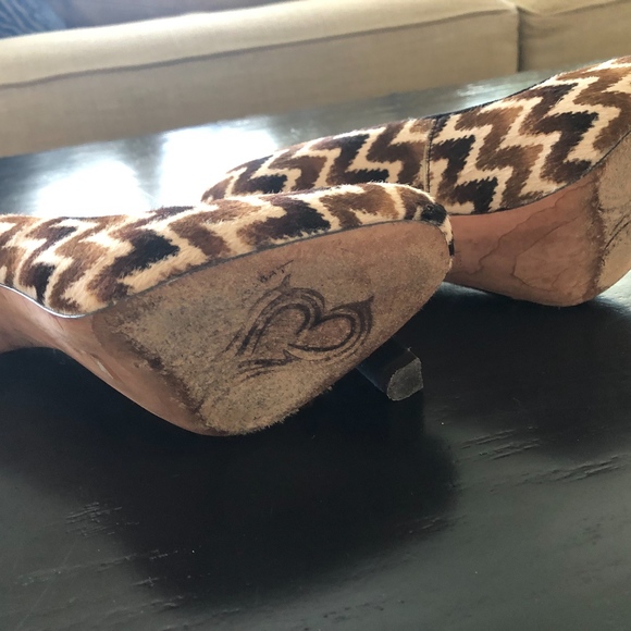 JEAN MICHEL CAZABAT HEELS - Picture 5 of 7